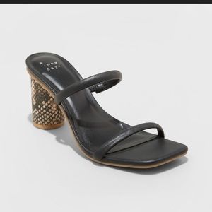 Black sandal with snake print heel (size 11)